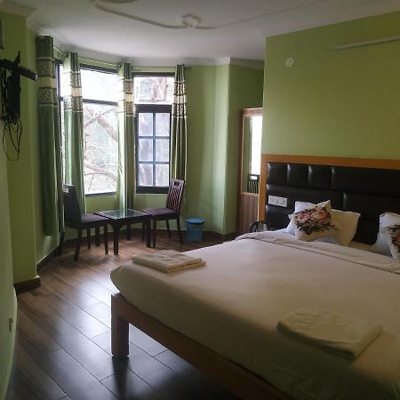 Aarika Homestay Shimla Buitenkant foto