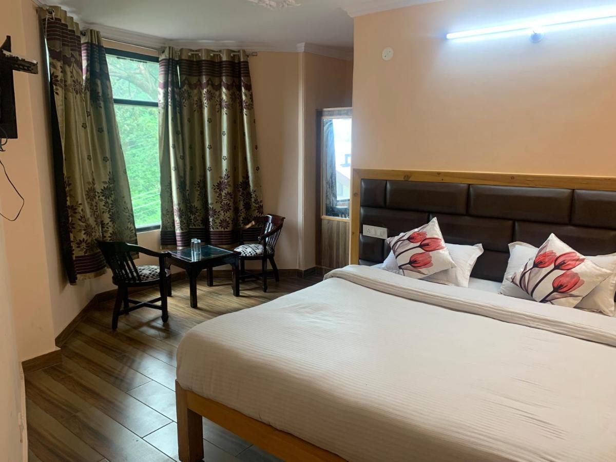 Aarika Homestay Shimla Buitenkant foto
